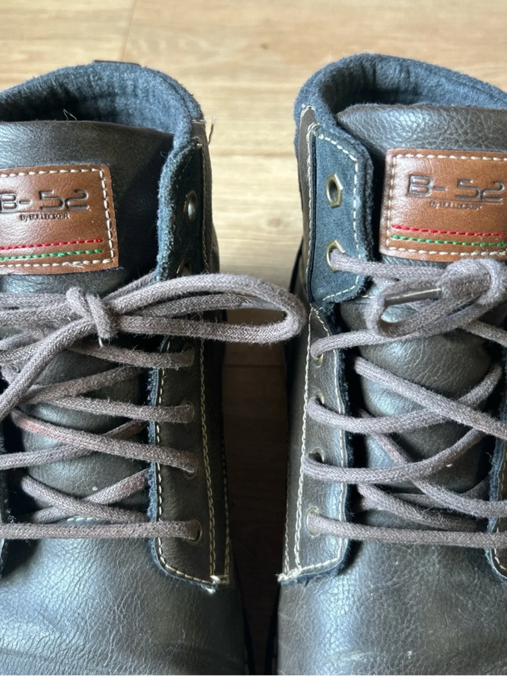 B-52 by‎ Bulldoxer Men's Brown Leather Lace-Up Boots